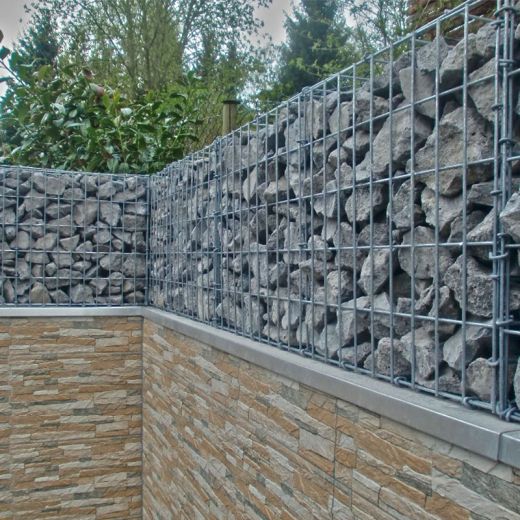 Gabionenmauer 100x50cm als Erhöhung der Stützwand