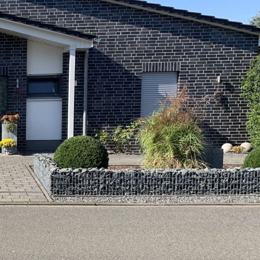 Gabionenzaun 25x50cm als Vorgartenmauer